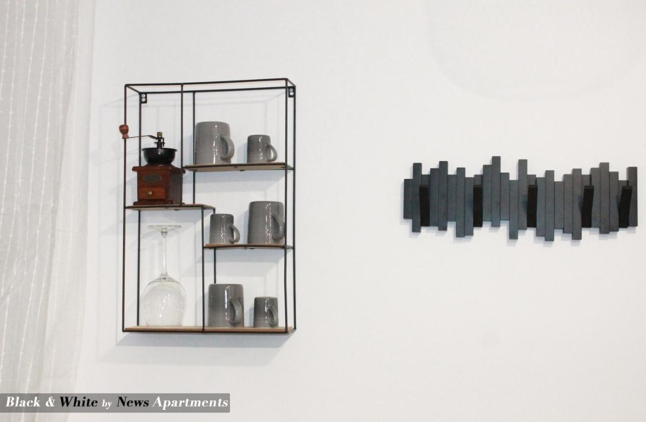 Black & White - News Apartment Bukareszt Zewnętrze zdjęcie
