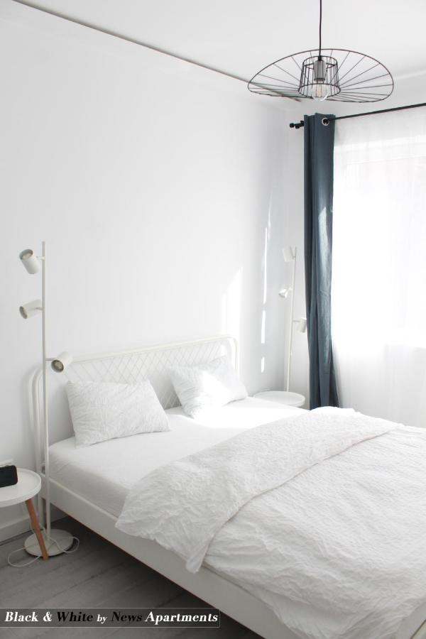 Black & White - News Apartment Bukareszt Zewnętrze zdjęcie
