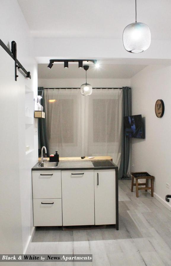 Black & White - News Apartment Bukareszt Zewnętrze zdjęcie
